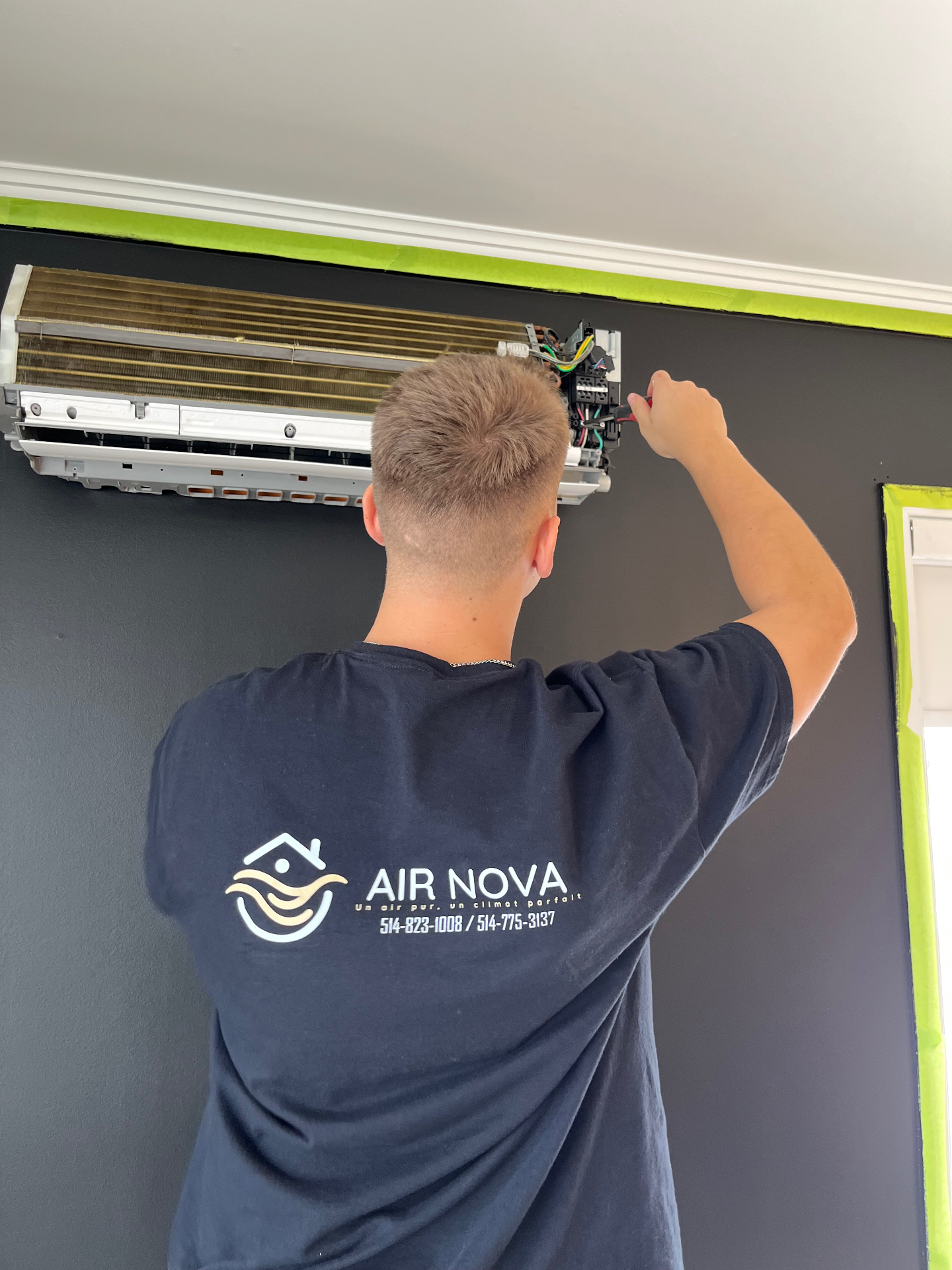 Entretien d'une thermopompe murale par Air Nova